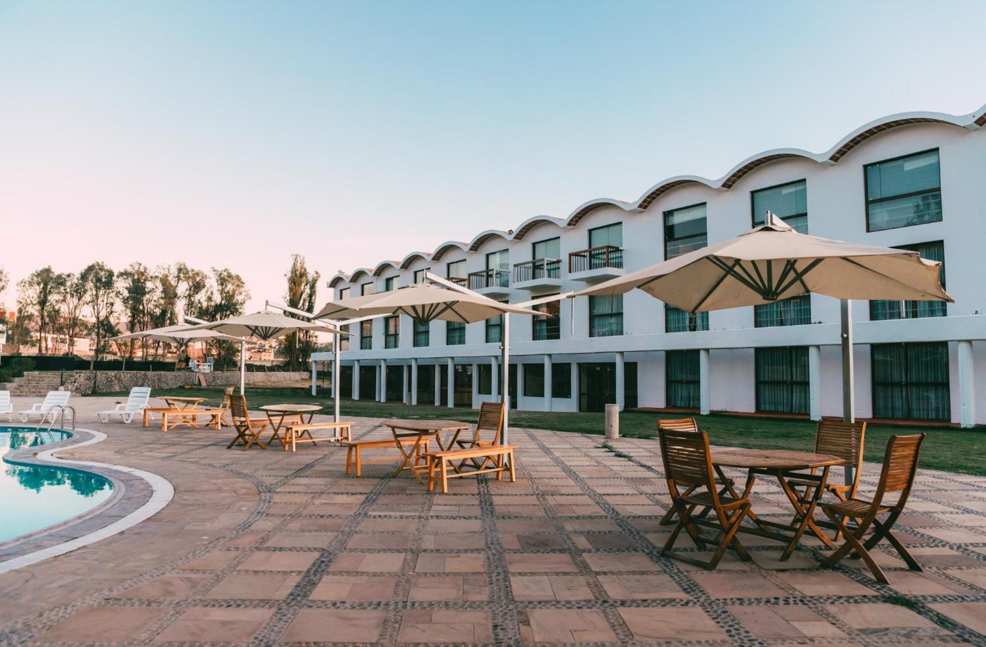 Bth Hotel Arequipa Lake Characato Dış mekan fotoğraf